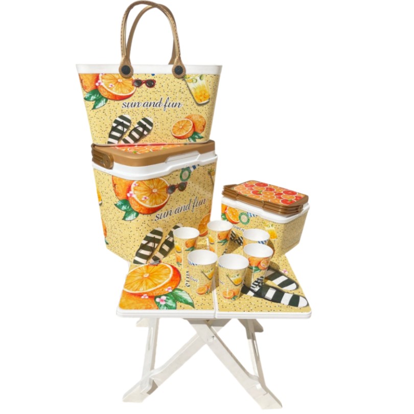 Pack plage modèle argume Table pliable + panier + 2 glacières + lot de 6 gobelet en plastique Pack plage modèle agrumes : Table pliable + panier + 2 glacières + lot de 6 gobelet en plastique – Image 1