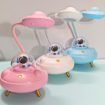 Lampe de bureau rechargeable désign astronaute - 5 modes