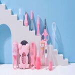 Trousse de toilette pour bébé 13 pièces -Fillette – Image 2