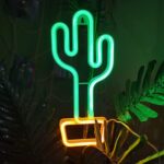 Enseignes au néon motif Plante