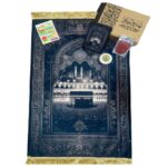 Coffret cadeau tapis prière Coran recouvert de velours  modèle 8