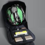 Sac à dos à coque rigide avec yeux Iron Man – Image 2